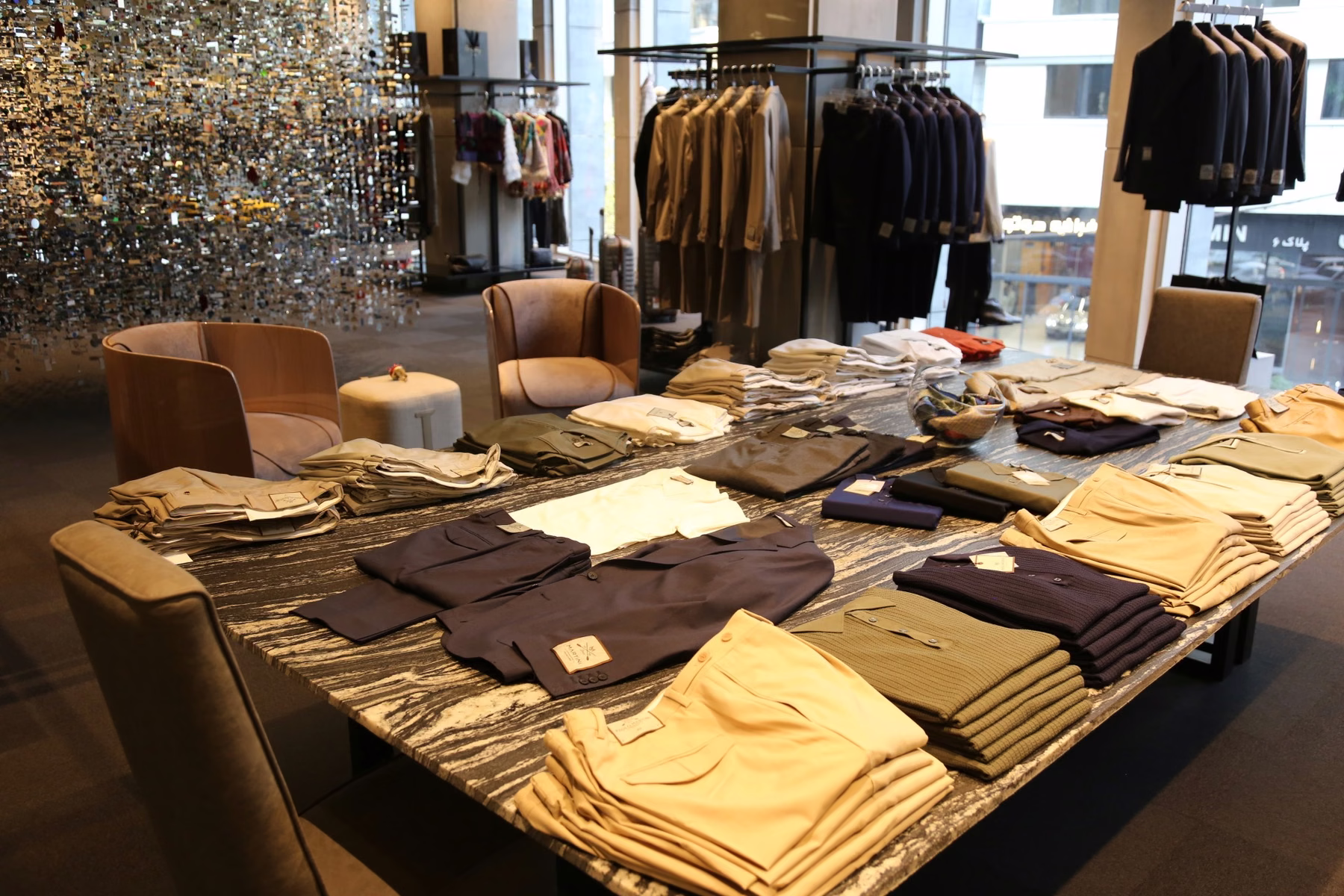 Menswear Tailoring & Casualwear
